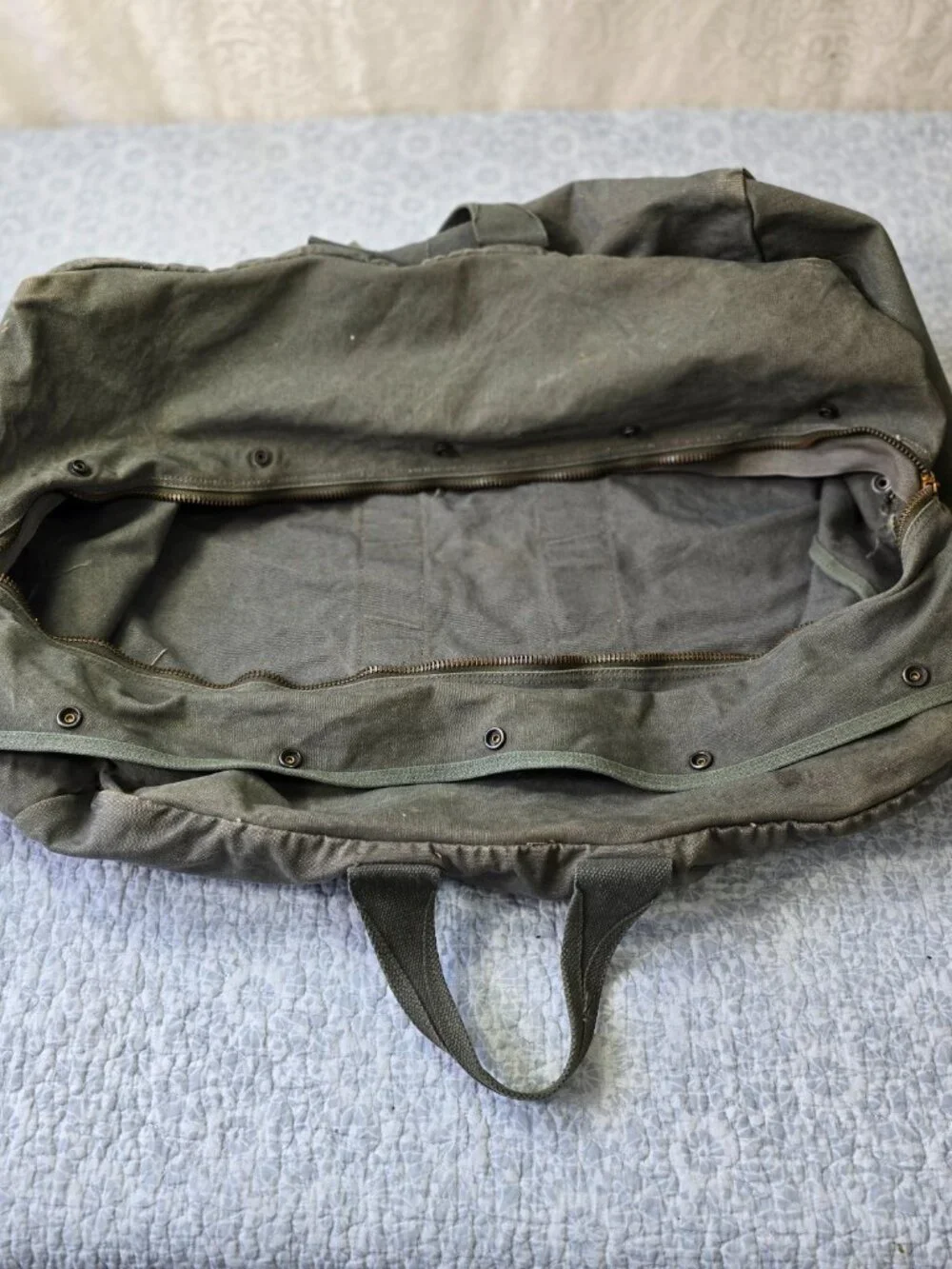 Vietnam Era 1967 US Military Flyers Kit Bag (Part No. 11-1-302)